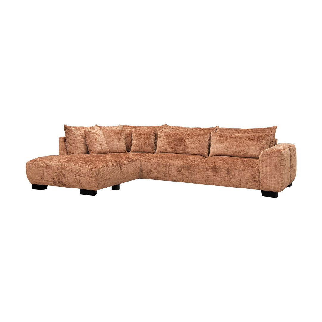 Smooth hjørnesofa i terrakotta chenille med sjeselong og mørke treben