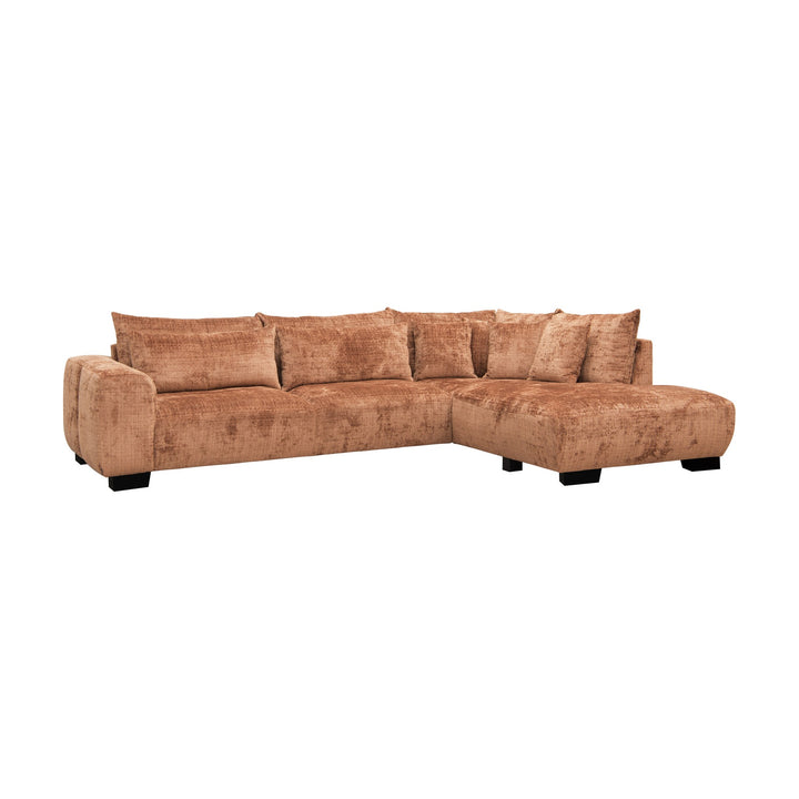 Smooth hjørnesofa i terrakotta chenille med sjeselong og mørke treben