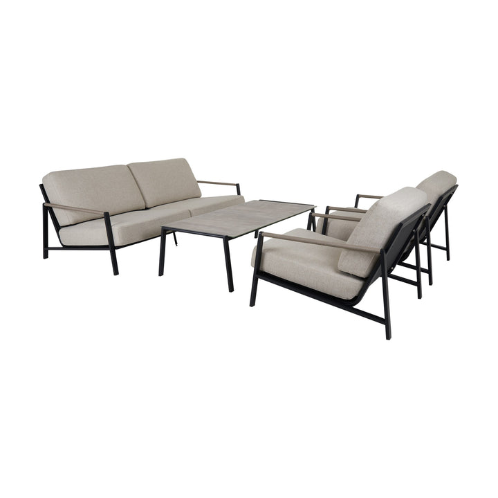 Brafab Lyra hagestol med beige puter og sort ramme, vist med sofa og bord mot hvit bakgrunn