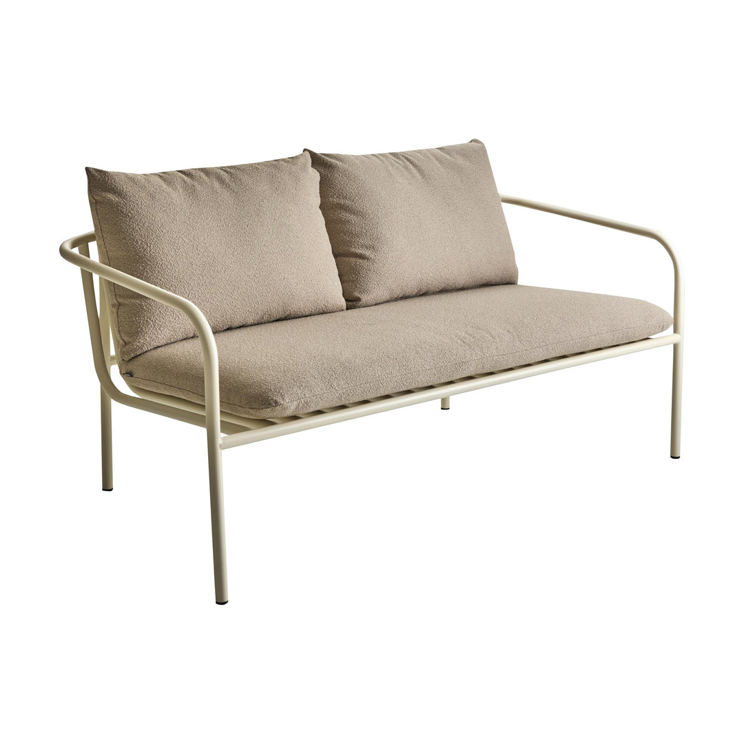 Brafab Bendt sofa i perlehvit metallramme med beige boucléputer