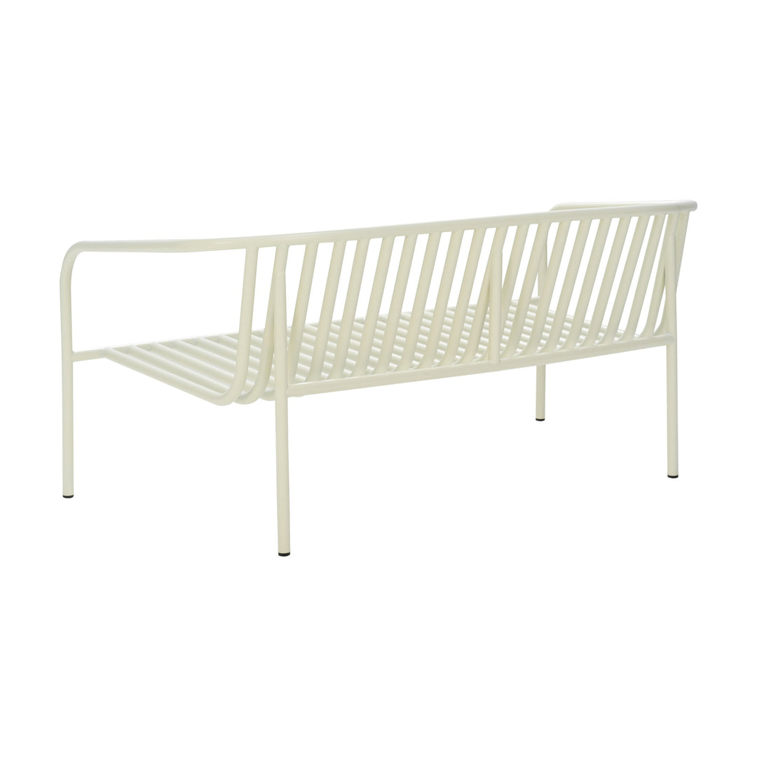 Brafab Bendt sofa, hvit metallramme uten puter sett skrått bakfra mot hvit bakgrunn