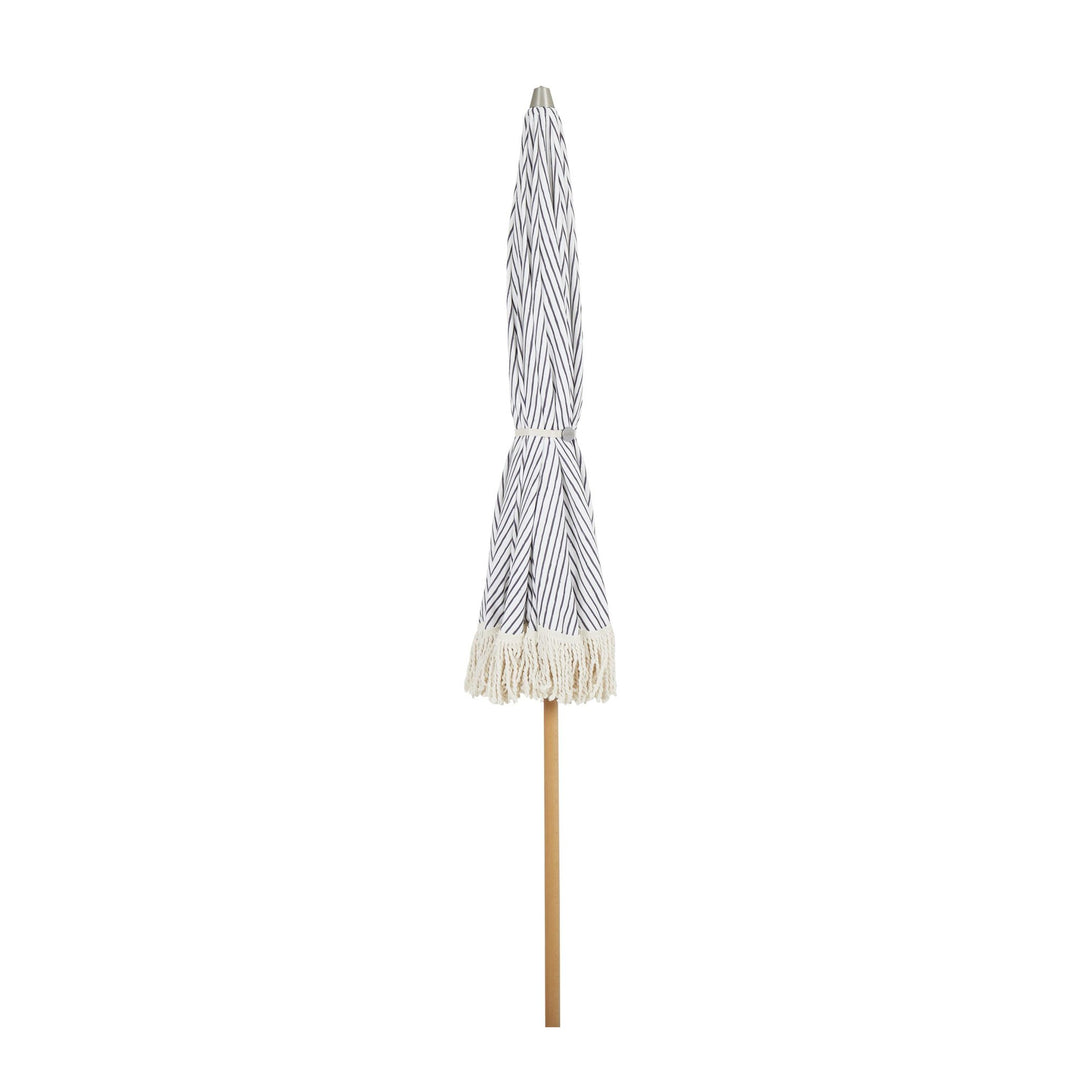 Brafab Gatsby parasoll, sammenslått blåstripet duk med frynser på trestang