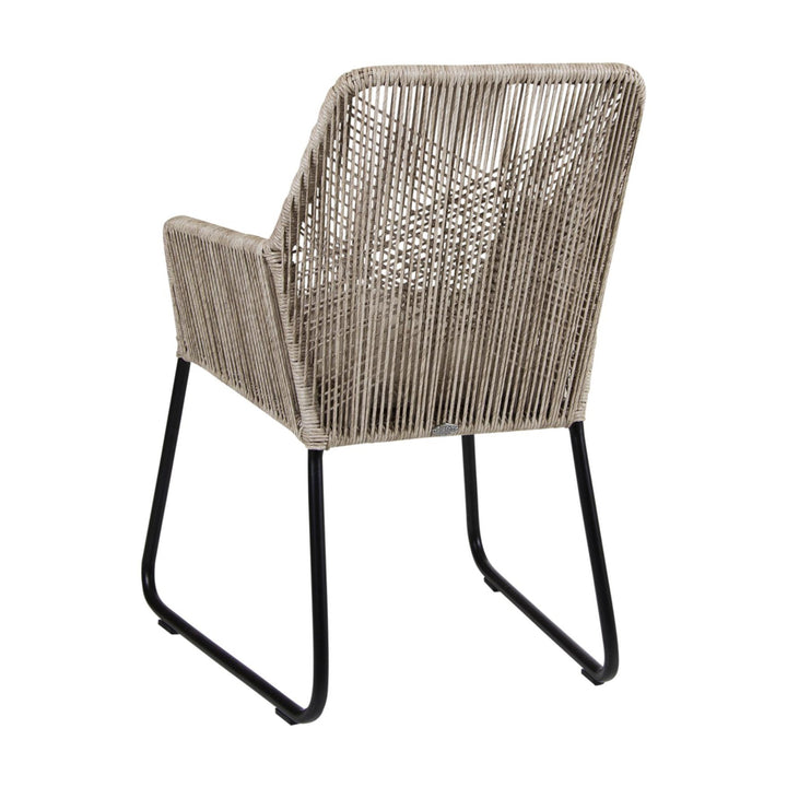 Brafab Midway spisestol i lyst beige flettet tau med sorte meiben, sett bakfra