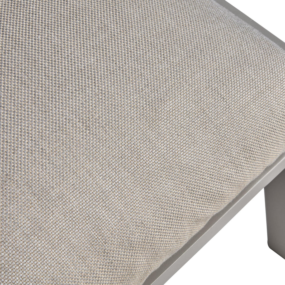 Brafab Slide fotskammel, nærbilde av beige pute