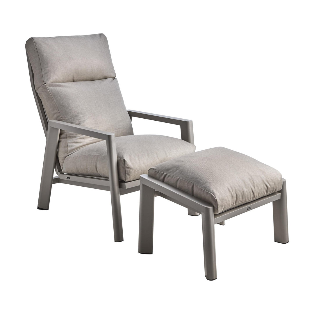 Brafab Slide fotskammel i khaki med beige pute, med stol og sidebord