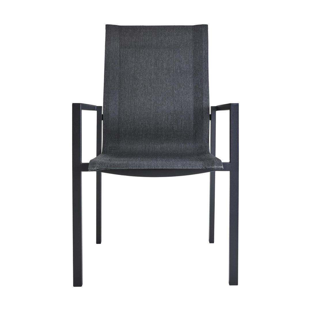 Brafab Comfy spisestol i sort med tekstilsete og sorte armlener, sett forfra