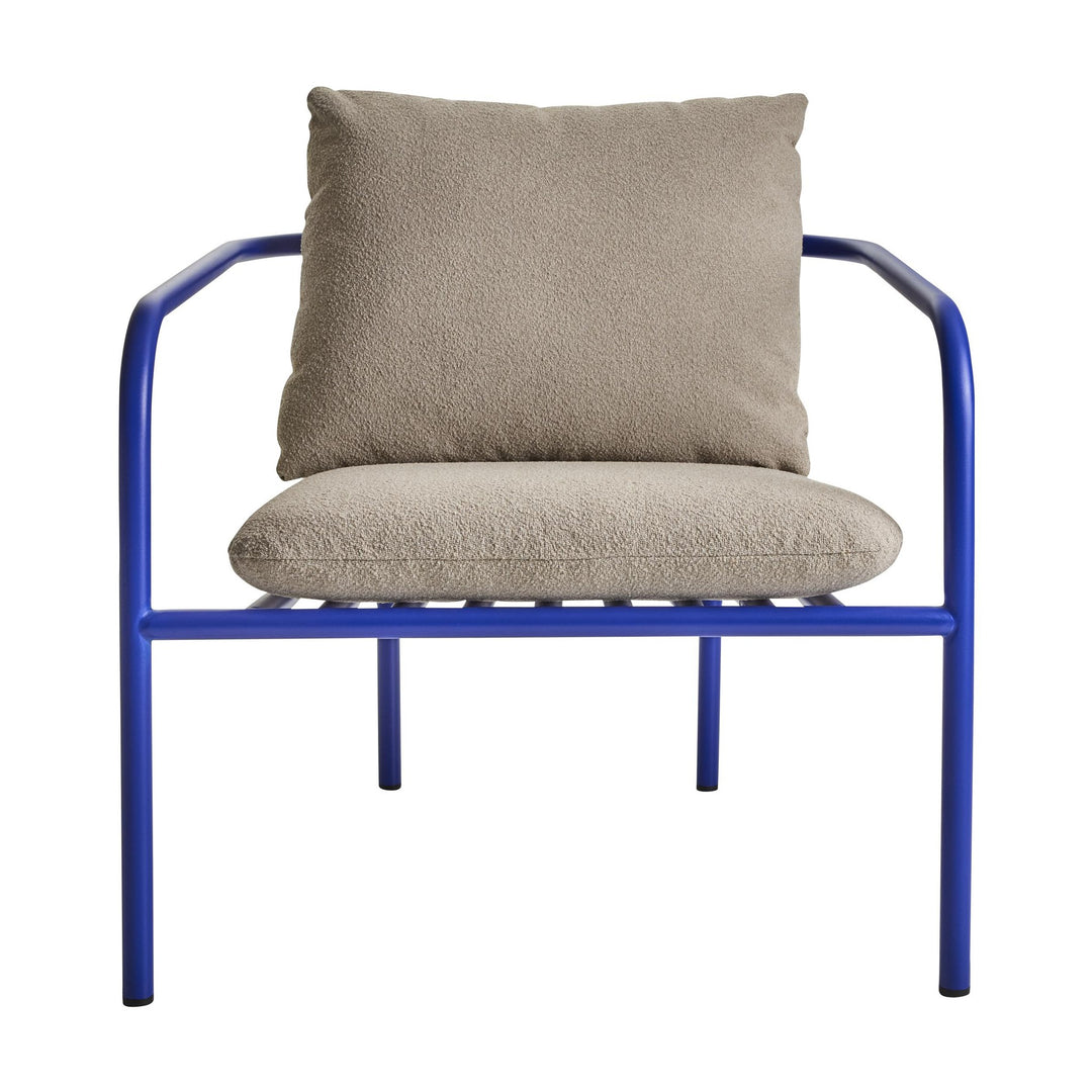 Brafab Bendt hagestol med indigoblå ramme og beige bouclépute