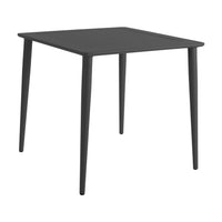 Grå