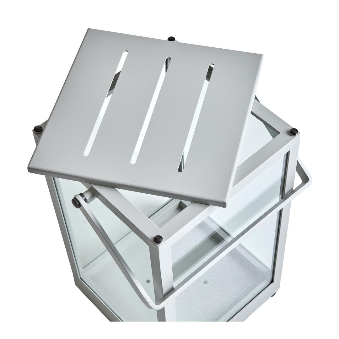 Brafab Belfort lyslykt i lys grå aluminium med spilelokk og glassider, sett ovenfra