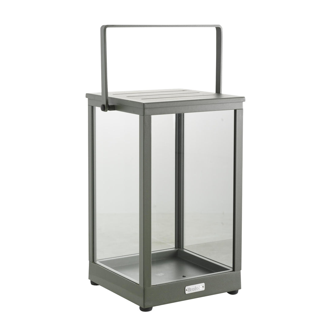 Brafab Belfort lyslykt i nordic green aluminium med glassider og bærehåndtak