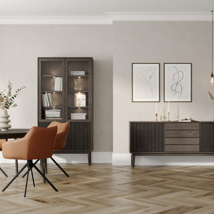 Casø Broholm Skjenk, smoked oiled – detaljbilde
