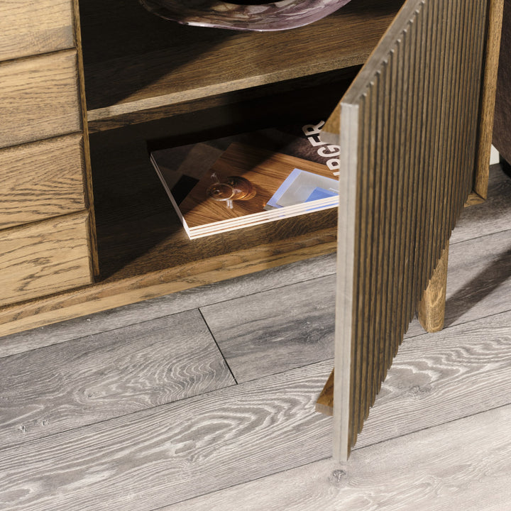Casø Broholm Skjenk, smoked oiled – detaljbilde