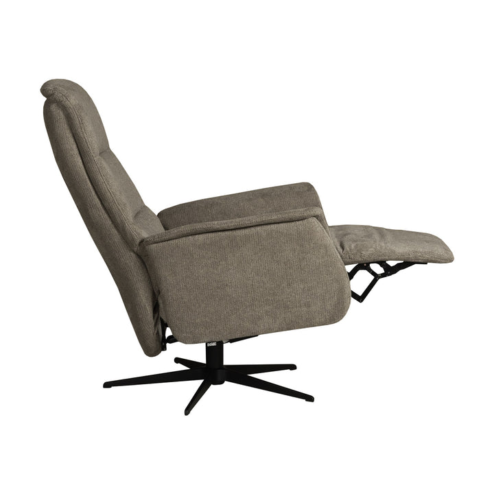 Hjort Knudsen Slimline reclinerstol i gråbrunt stoff, tilbakelent med utfelt fotstøtte
