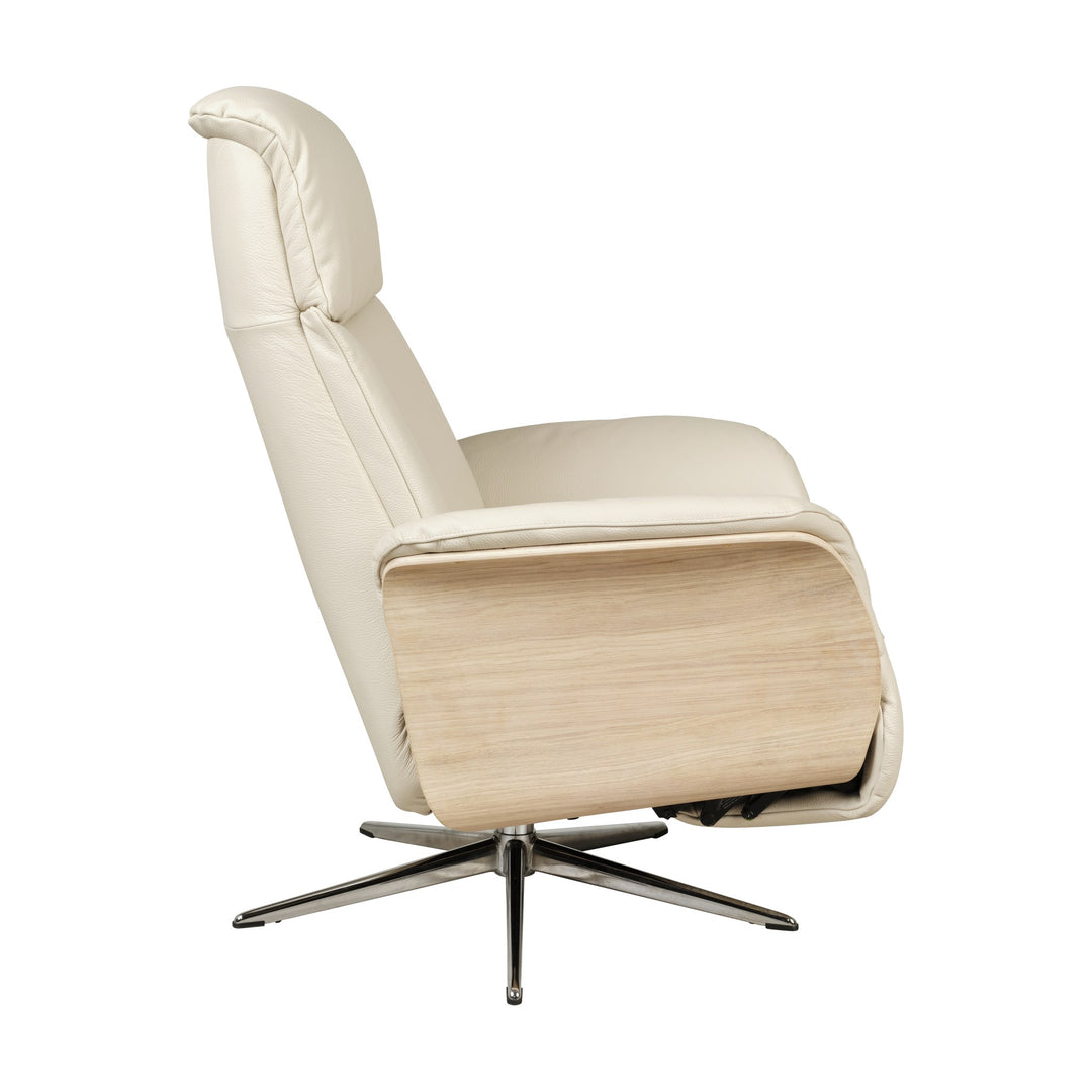 Hjort Knudsen 8295 Superior lenestol i offwhite skinn med eikeskall og kryssfot i krom, fra siden