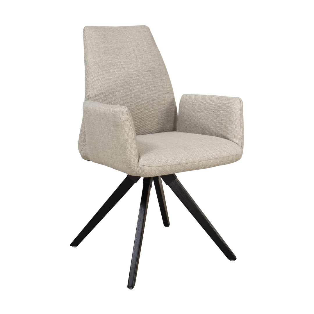 Hjort Knudsen 9063 spisestol i beige stoff med armlener og sorte treben
