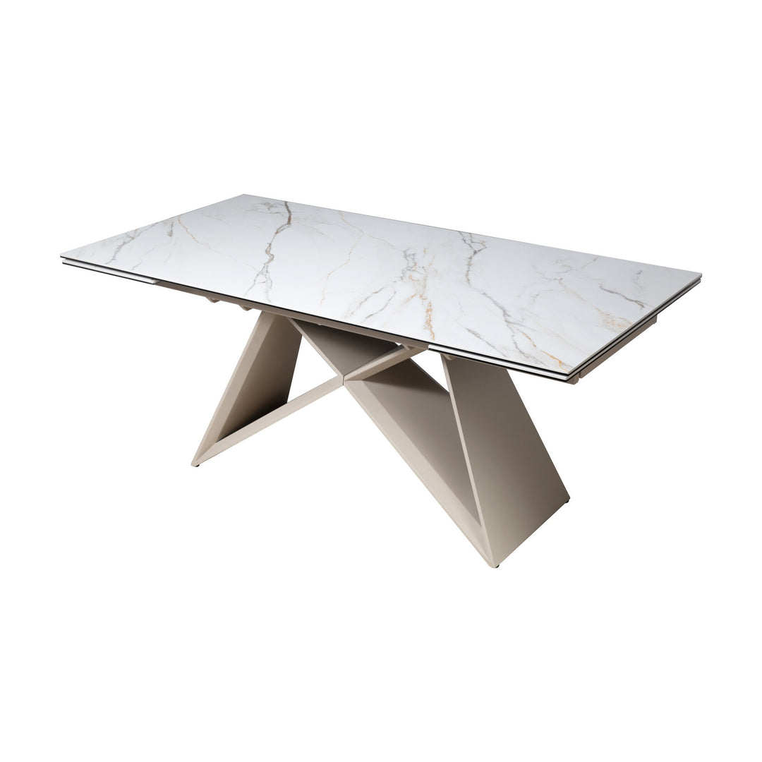 Jenny spisebord med hvit marmorlook keramikkplate og gråbeige metallunderstell, mot hvit bakgrunn