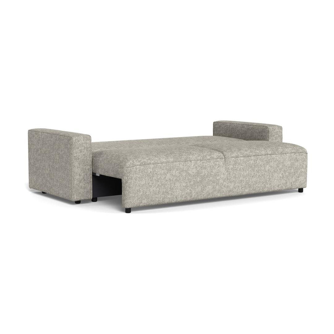 Vento sovesofa i lys grå chenille, utfelt til soveplass, mot hvit bakgrunn