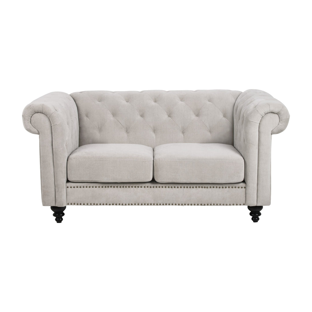 Charlietown sofa i beige linstoff med chesterfieldsøm og naglebånd
