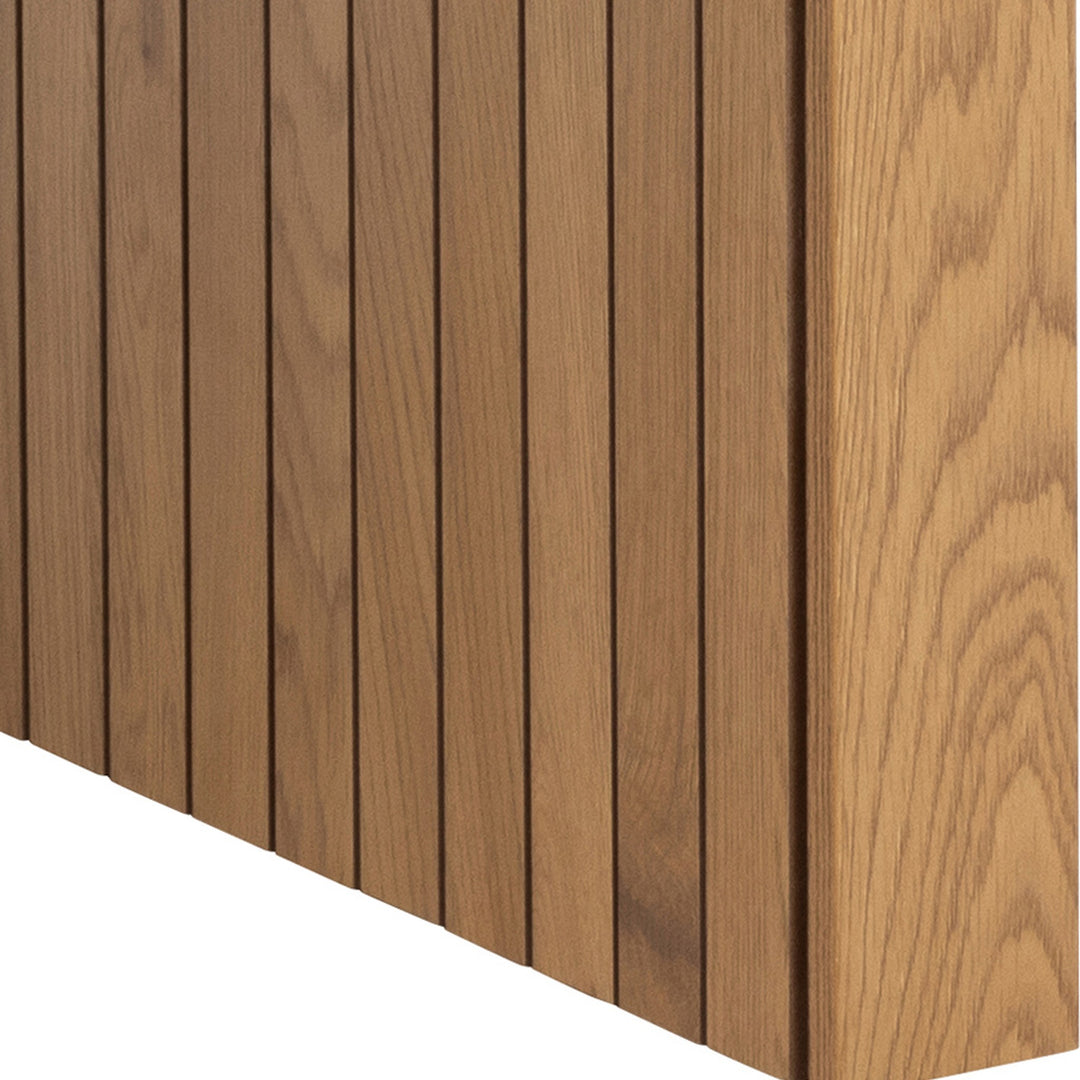 Colima spisebord, nærbilde av rillet eikesokkel