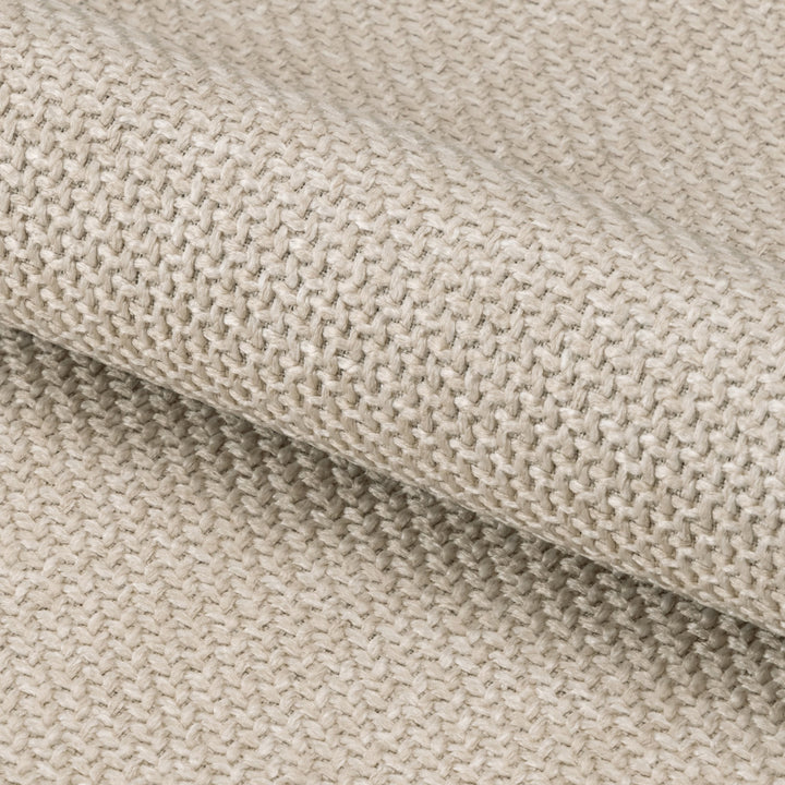 Ilsa spisestol, nærbilde av beige møbelstoff