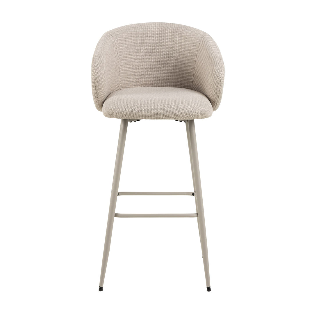 Eleanor barstol i beige strukturstoff med armlener, på lyse beige metallben