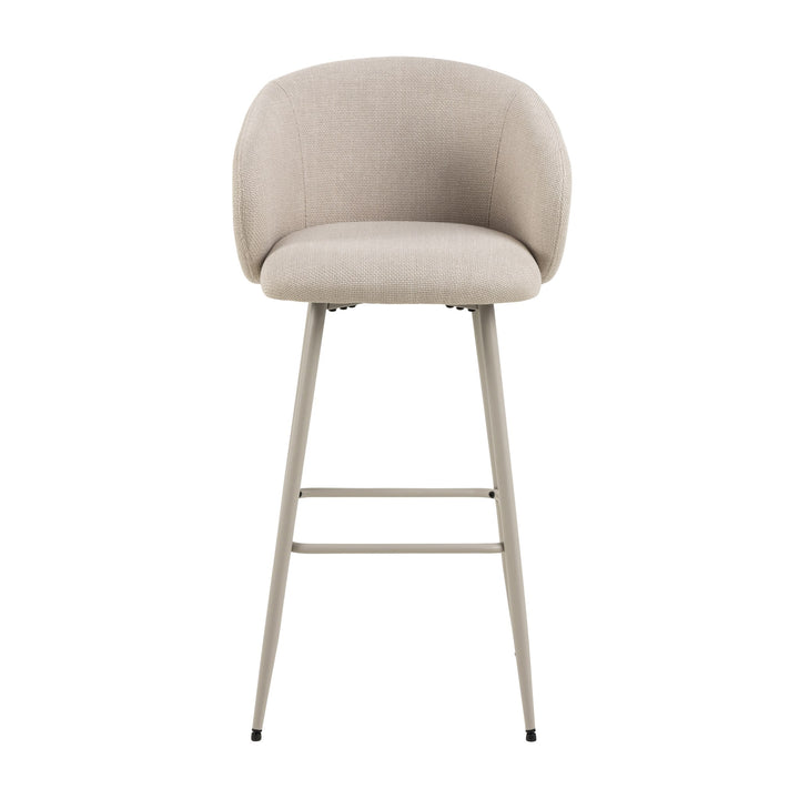 Eleanor barstol i beige strukturstoff med armlener, på lyse beige metallben