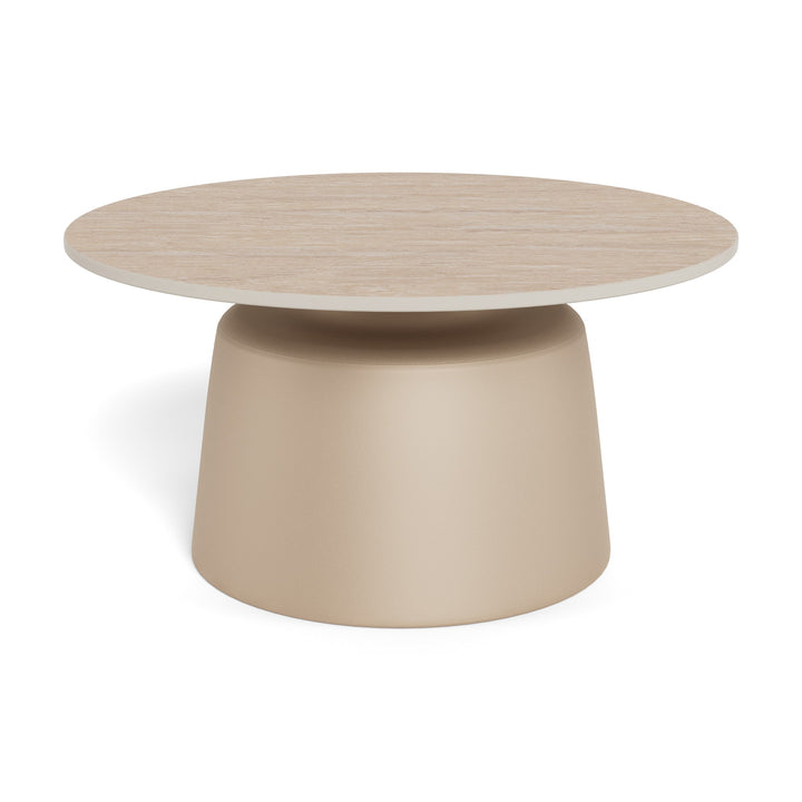 Santorini sofabord med travertinplate og beige fot, mot hvit bakgrunn.