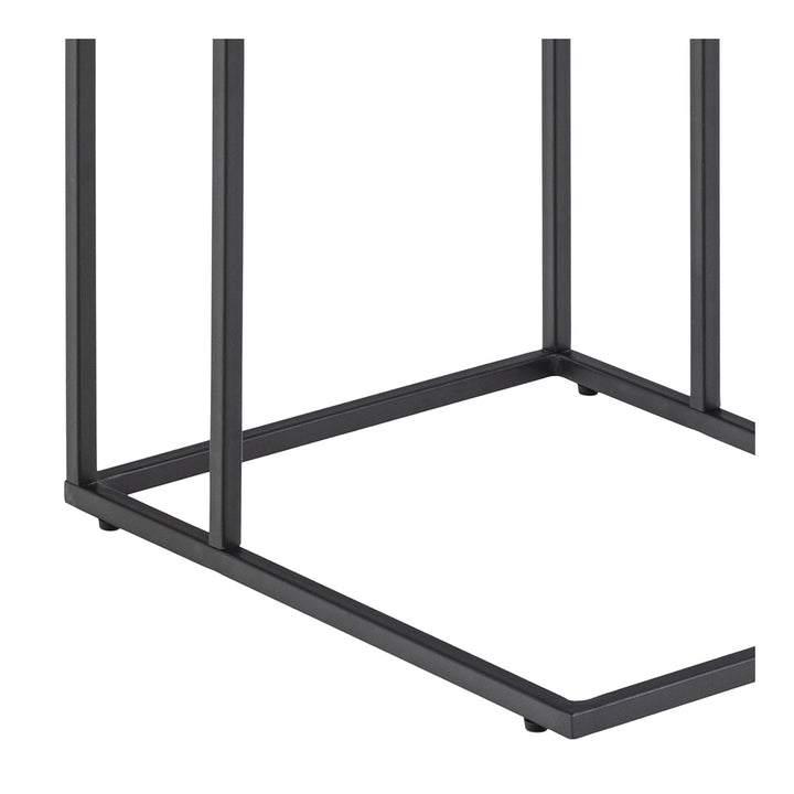 Infinity sidebord, detalj av sort metallramme og ben mot hvit bakgrunn