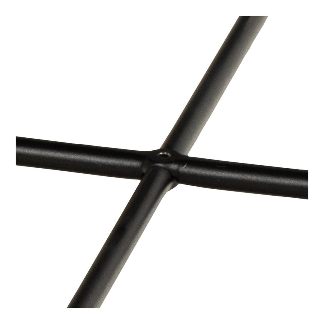 Avila sidebord, detalj av sort metallramme med kryss-stag mot hvit bakgrunn