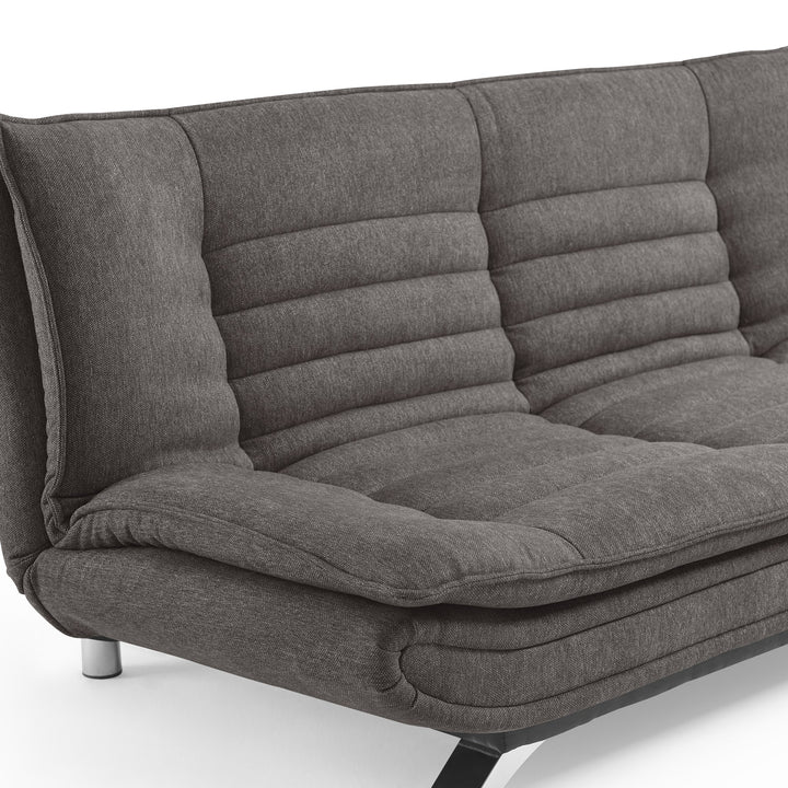 Friday sovesofa i mørk grå, nærbilde av tuftet sete og rygg