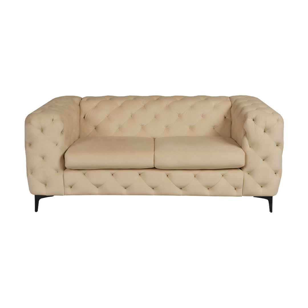 Bella sofa i beige velur, toseter med dyp knapptufting og sorte ben, sett forfra