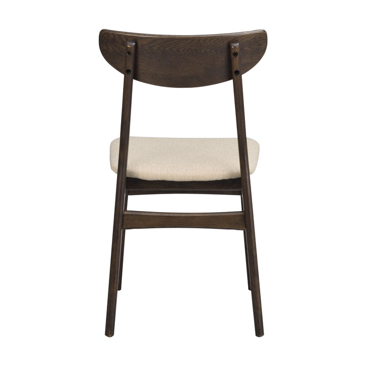 Rowico Rodham spisestol i brun eik med beige sete, sett rett bakfra.