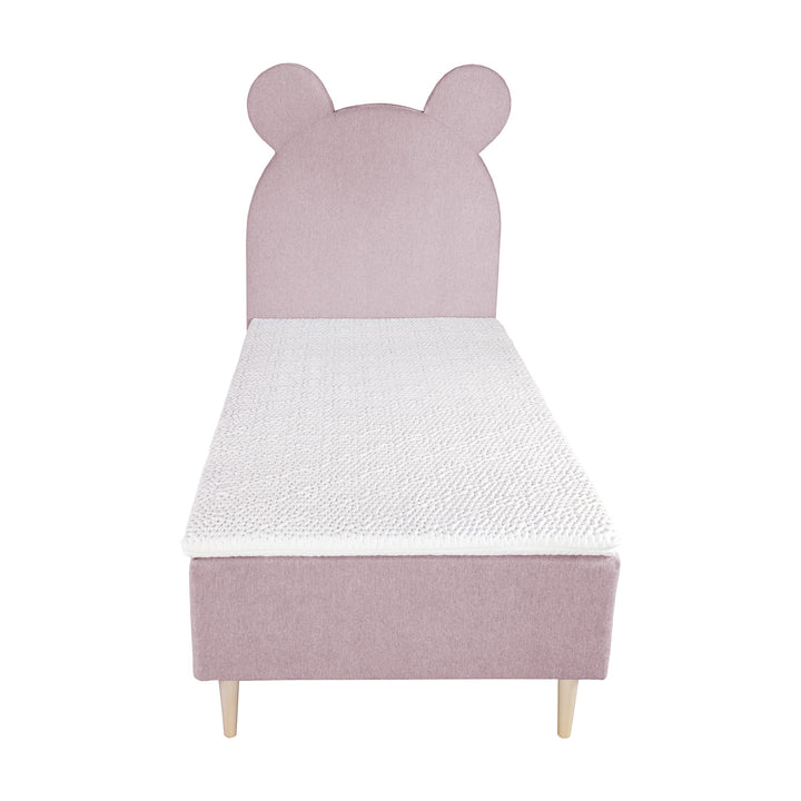 Asleep Teddy rammemadrass i rosa med søte bjørneører på sengegavlen, sett forfra mot hvit bakgrunn