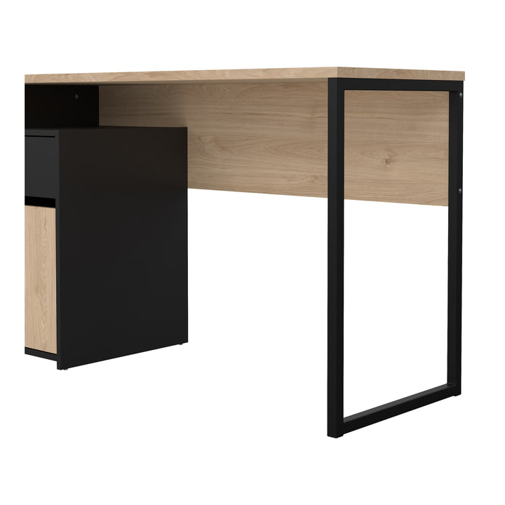 Function Plus 1 skrivebord i sort med bordplate i lys eik og sort metallben, sett fra siden