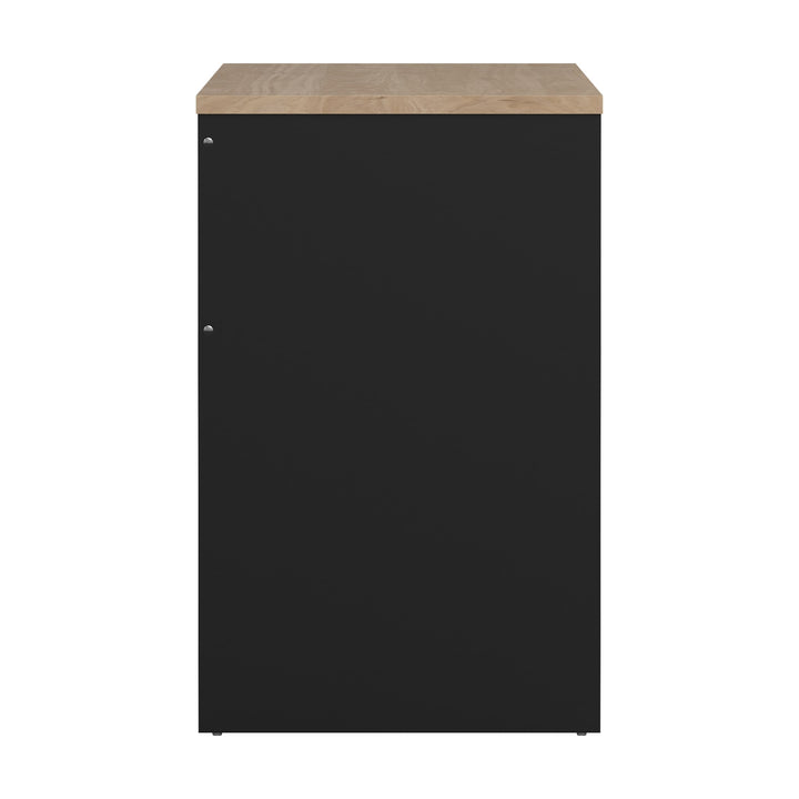 Function Plus 1 skrivebord, sort skapseksjon med bordplate i lys eik sett fra siden