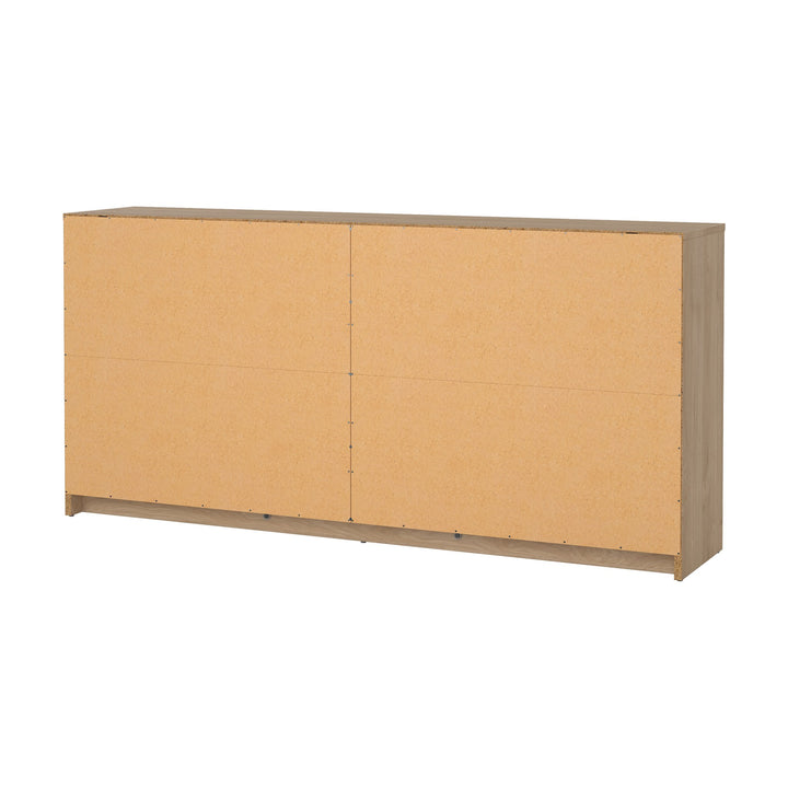 May kommode i lys eik sett bakfra, med MDF-bakplate