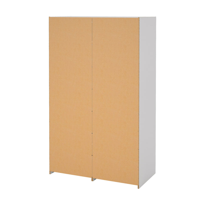 Line garderobeskap i hvitt sett bakfra, med MDF-bakplate