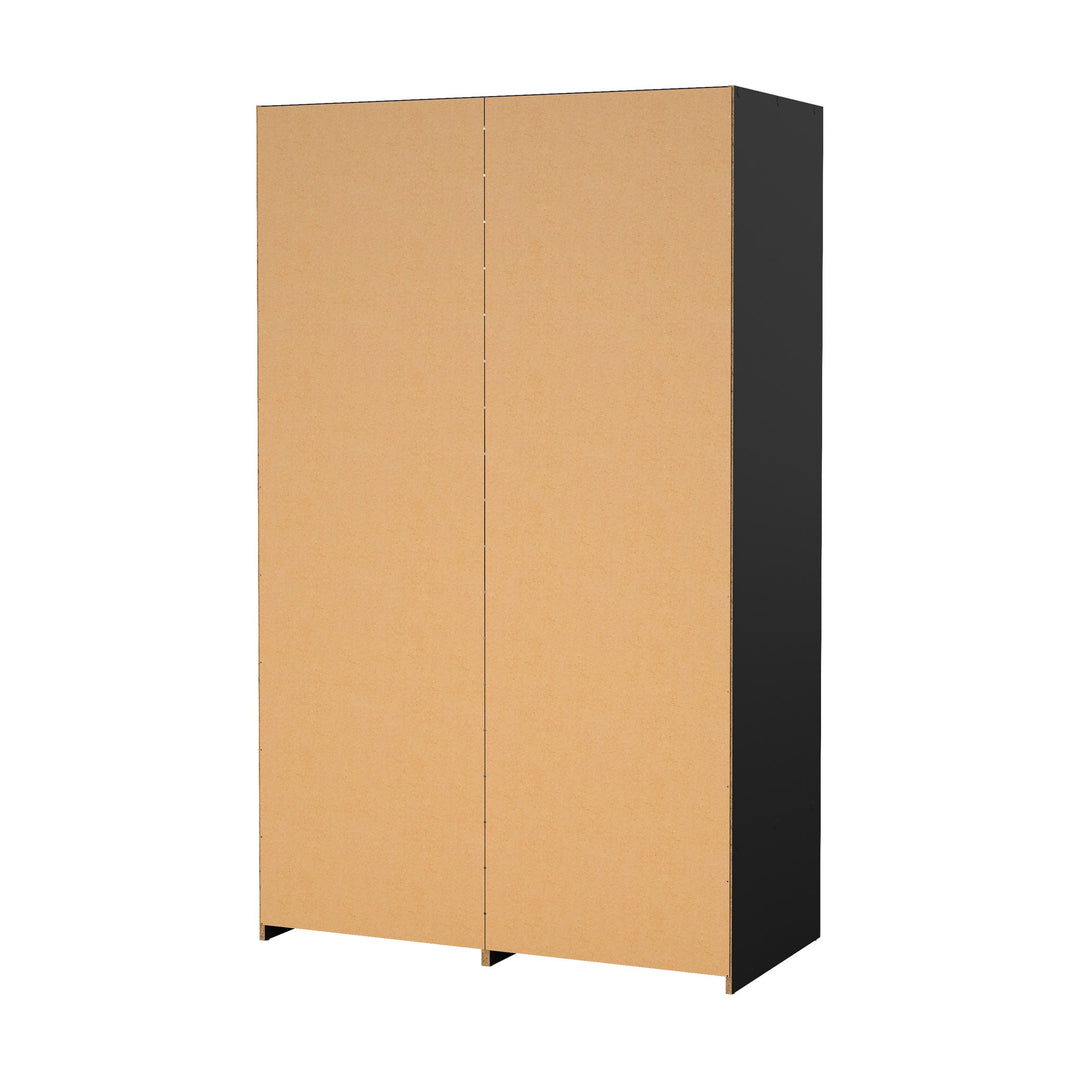 Line 2.0 garderobeskap sett bakfra, brun bakplate i hardboard og sort korpus