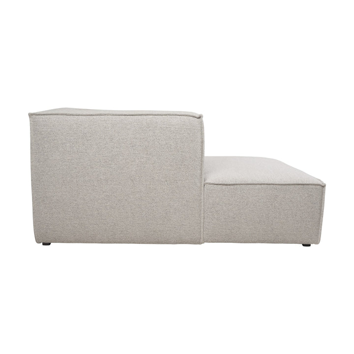 Beacon hjørnesofa i beige stoff, sideprofil med sjeselong, mot hvit bakgrunn.