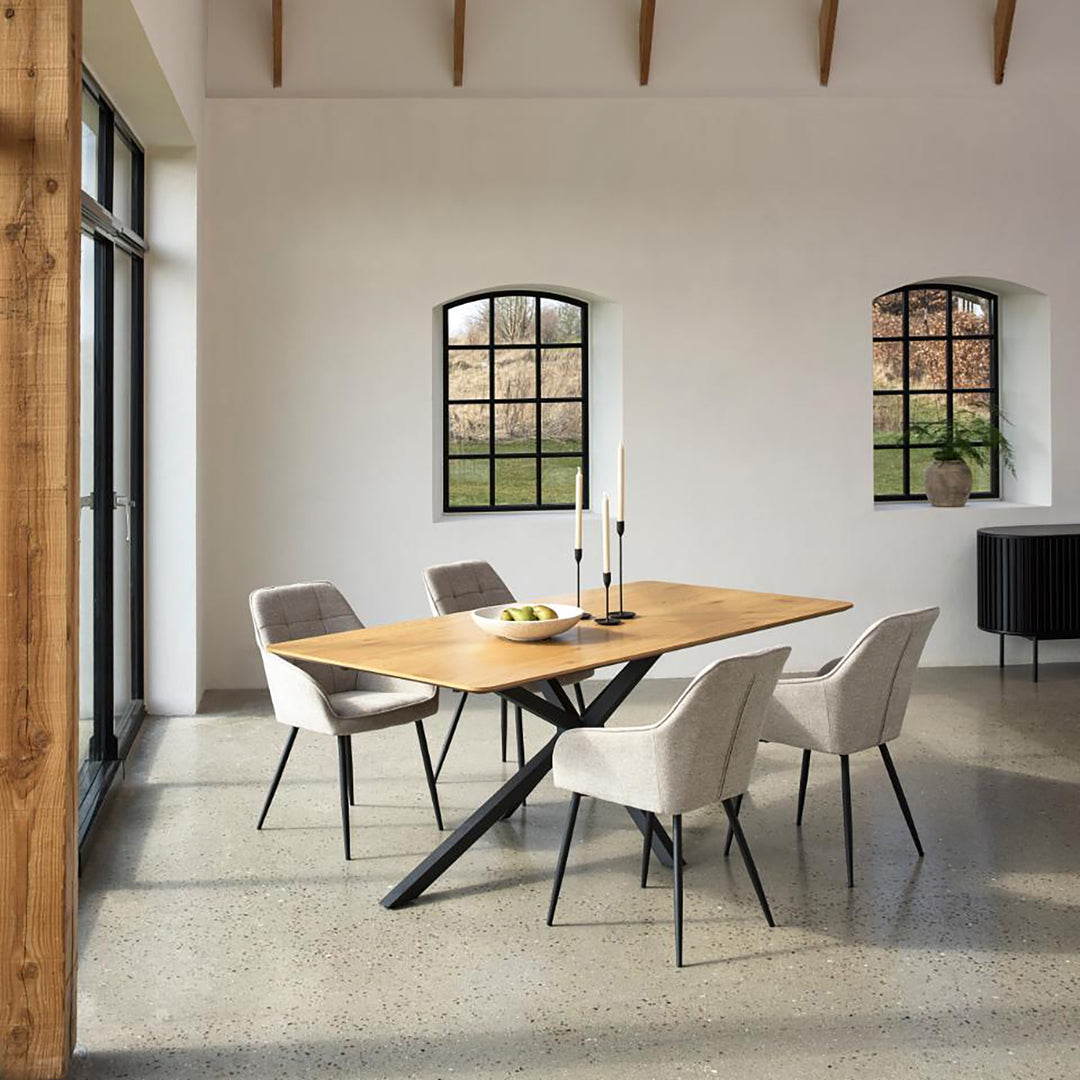 Cesura Spisebord — UQ1810224000