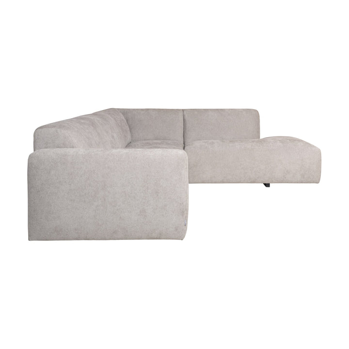 Bellus Olos hjørnesofa i lys grå melert chenille, sett fra siden på hvit bakgrunn