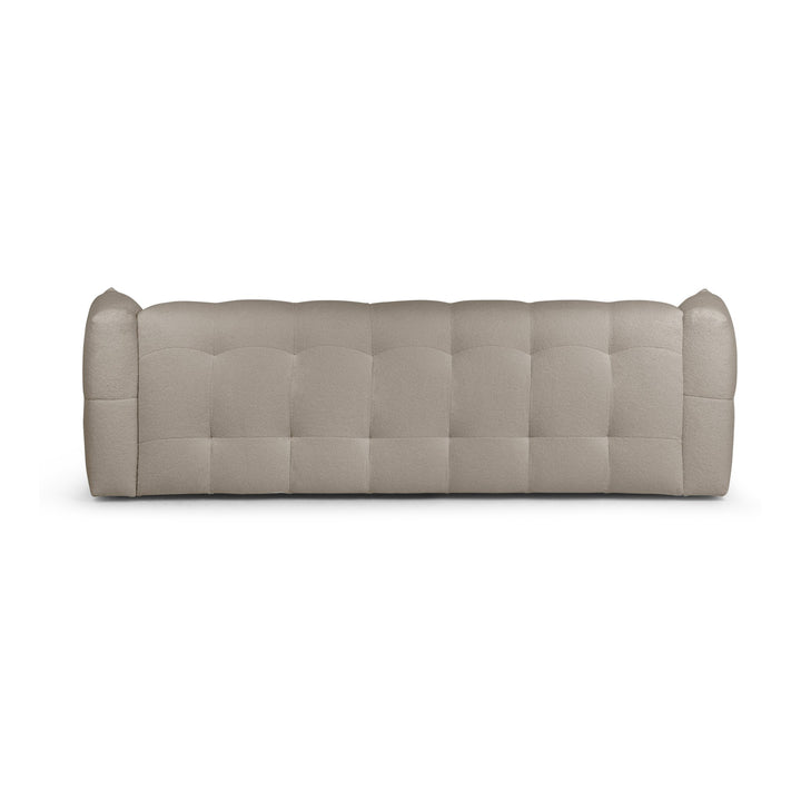 Bellus Moby 3-seter sofa i greige bouclé, sett forfra med rutet polstring