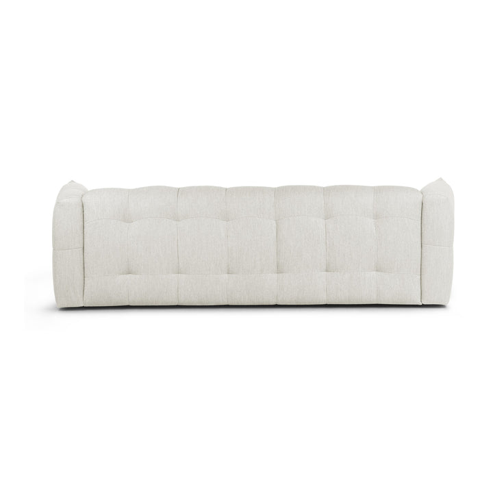 Bellus Moby 3-seter sofa i hvit bouclé med rutet polstring og lave armlener