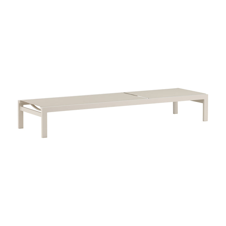 Venture Design Copacabana solseng i sand aluminium, sett fra vinkel