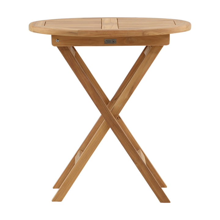 Venture Design Kenya cafébord i lys teak, rundt klappbord med merkeplate, mot hvit bakgrunn.